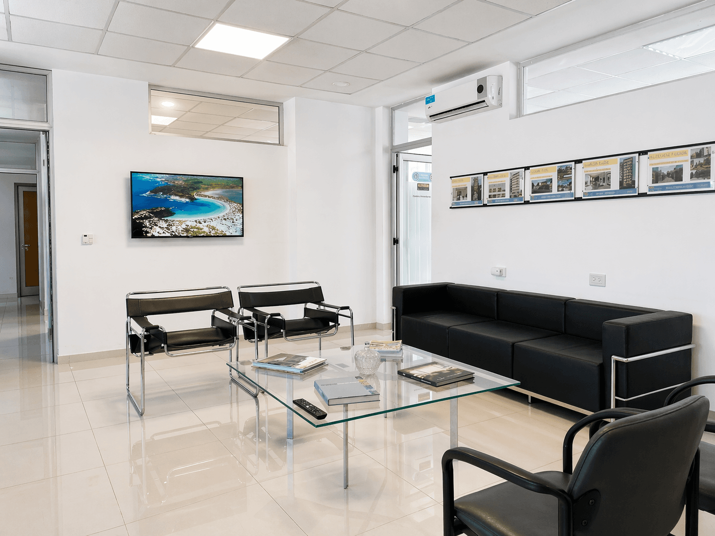 13 ESQ 34 — galería