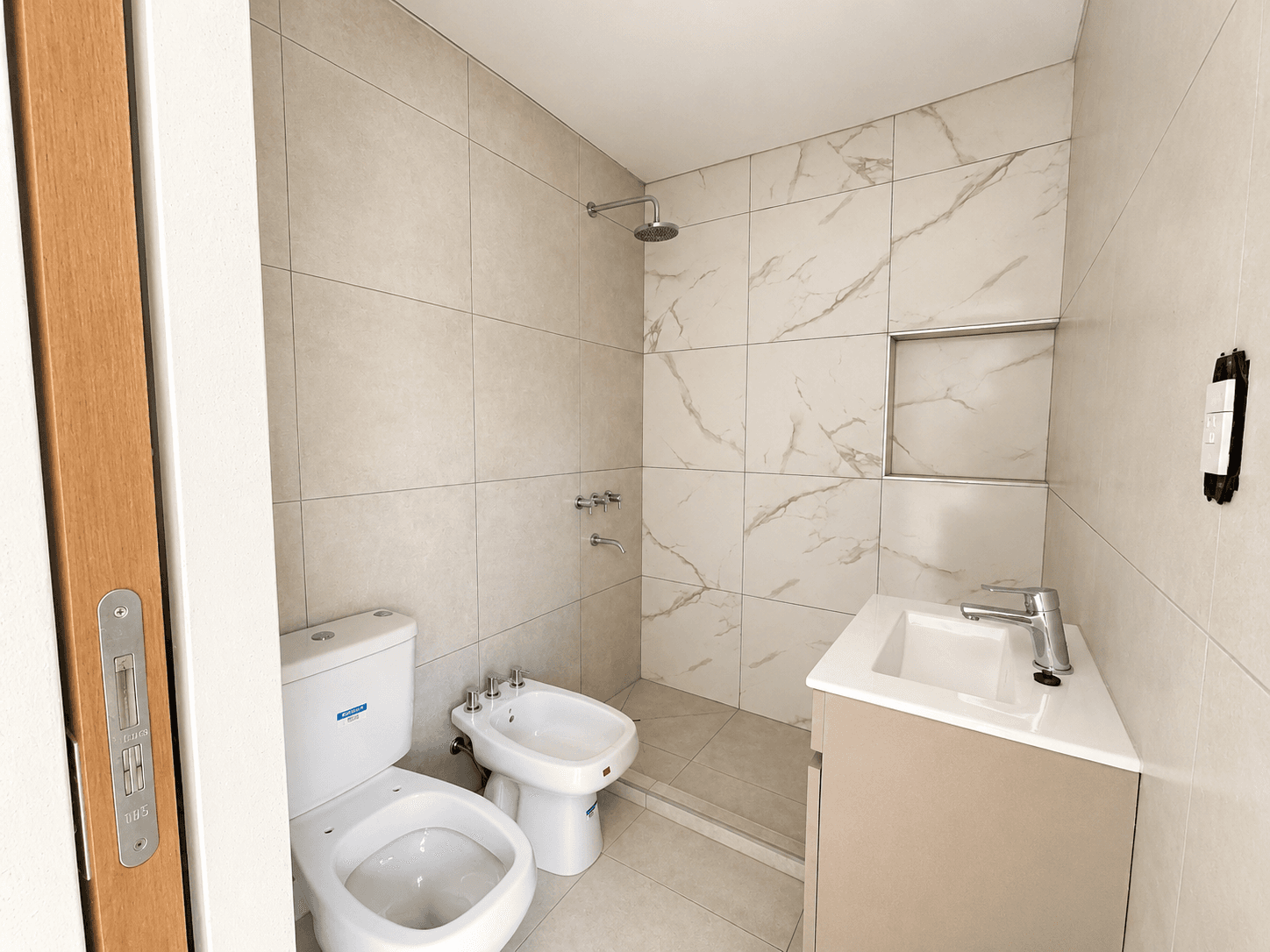 43 E/ 11 Y 12 — galería