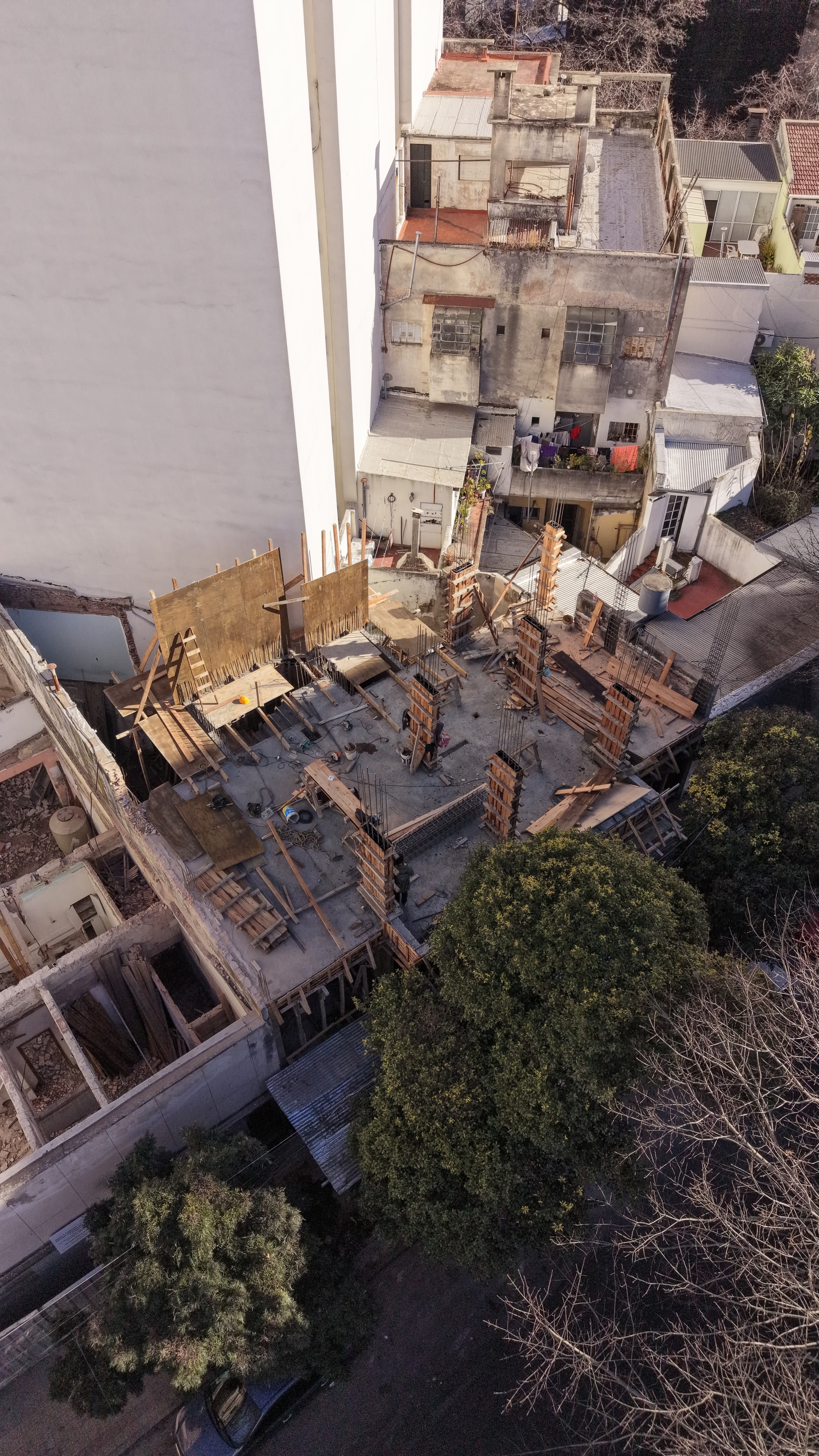 2 e/ 45 y 46 — avance de obra, etapa 1