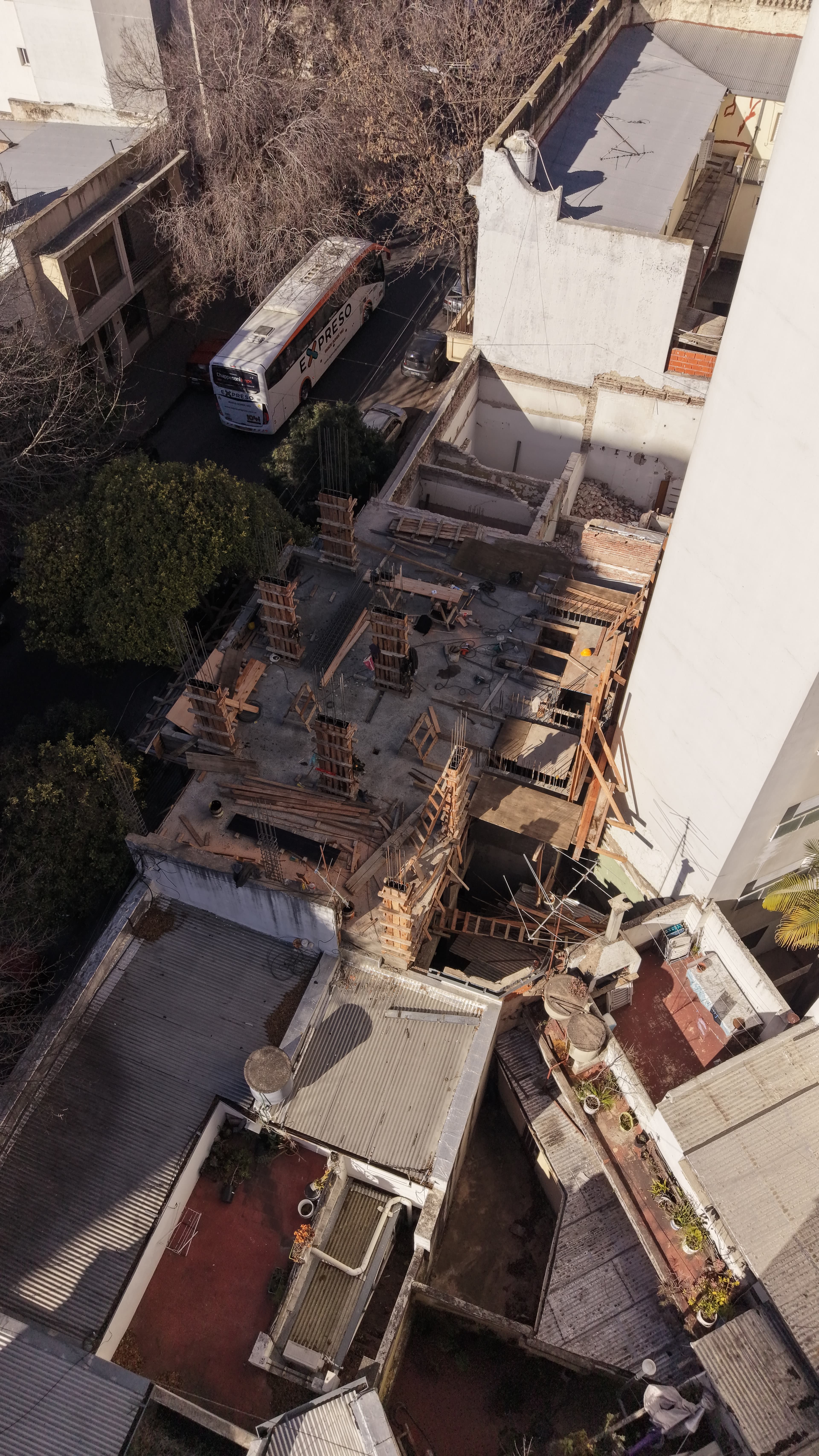 2 e/ 45 y 46 — avance de obra, etapa 1